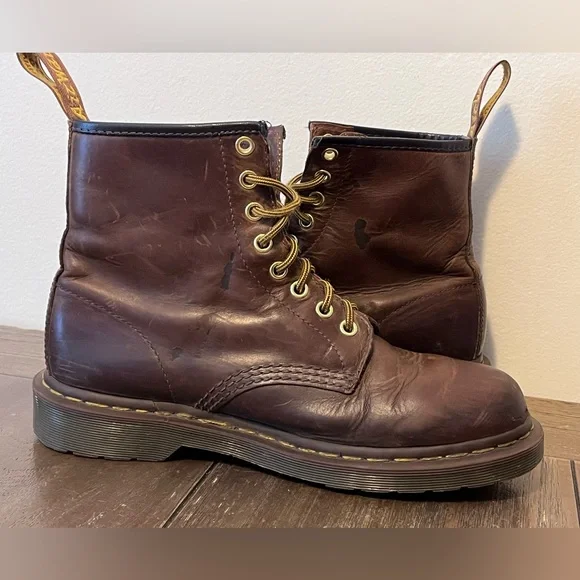 Dr. Martens Brown Leather Lace Up Boots Mens size 8 Women’s size 9 - Picture 5 of 11